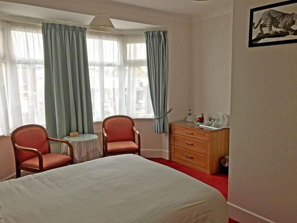 Merton House Worthing Bilik gambar