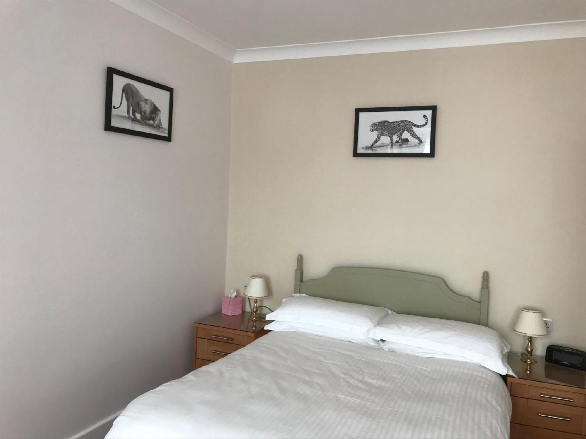Merton House Worthing Bilik gambar